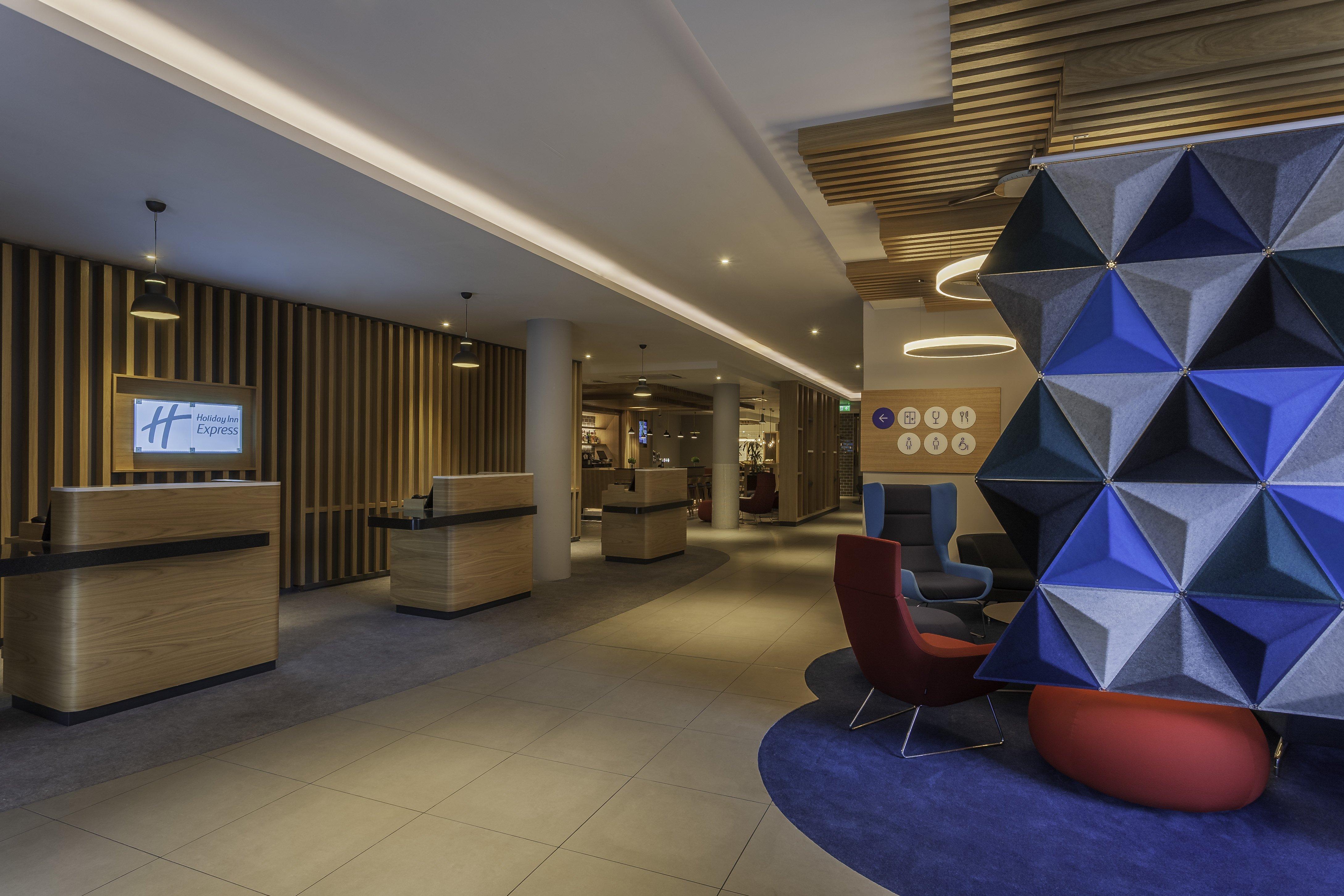 Holiday Inn Express Dublin-Airport By Ihg Santry Exterior foto