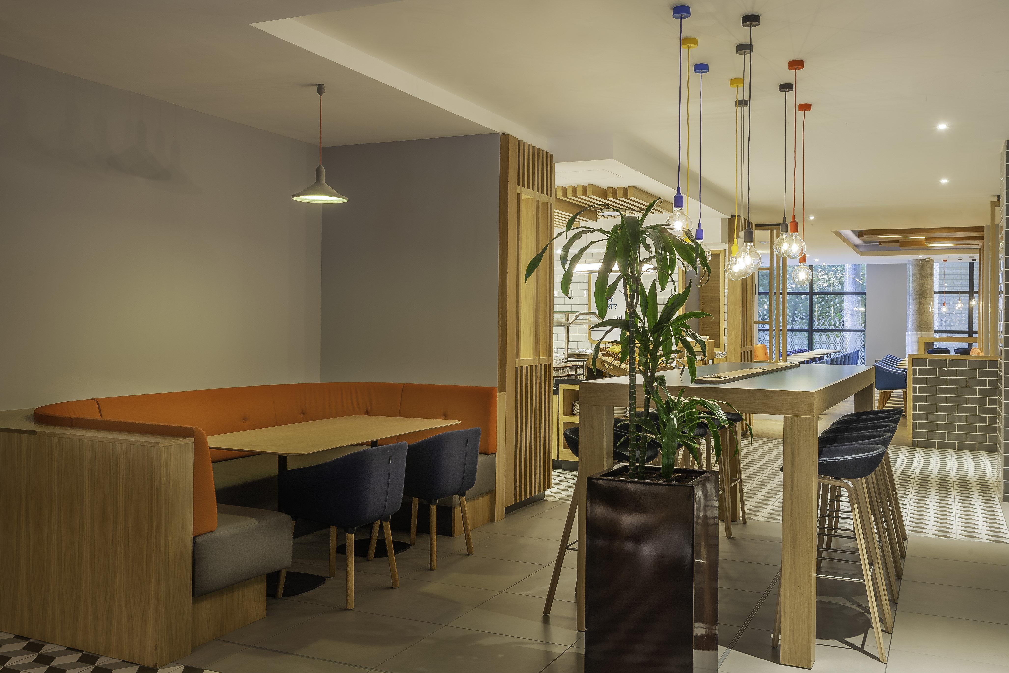 Holiday Inn Express Dublin-Airport By Ihg Santry Exterior foto