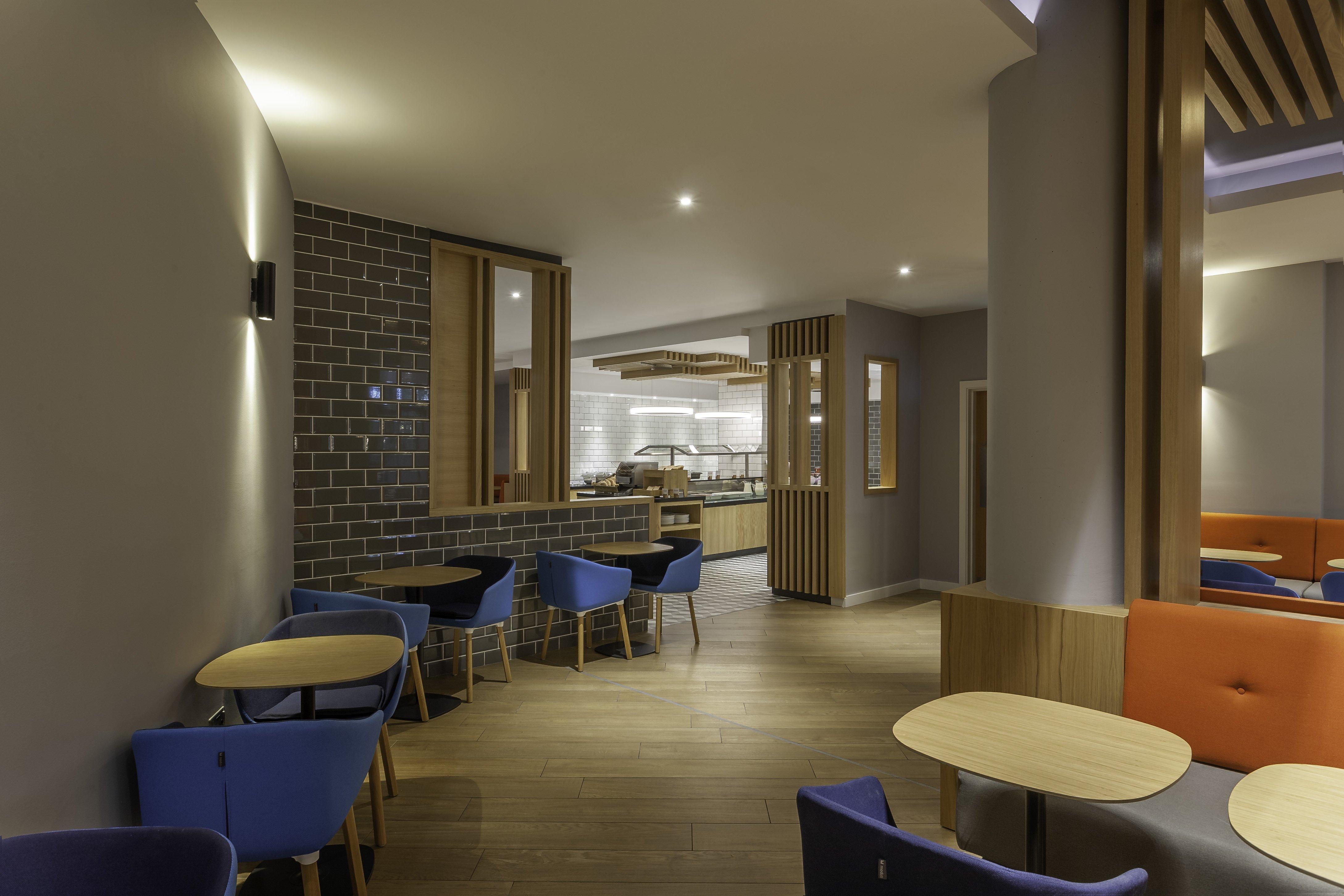 Holiday Inn Express Dublin-Airport By Ihg Santry Exterior foto