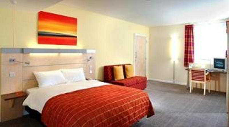 Holiday Inn Express Dublin-Airport By Ihg Santry Zimmer foto